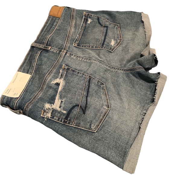 NWT🏷️ American Eagle Hi-Rise Shortie Next Level Stretch Shorts, Size 10 - Picture 4 of 6